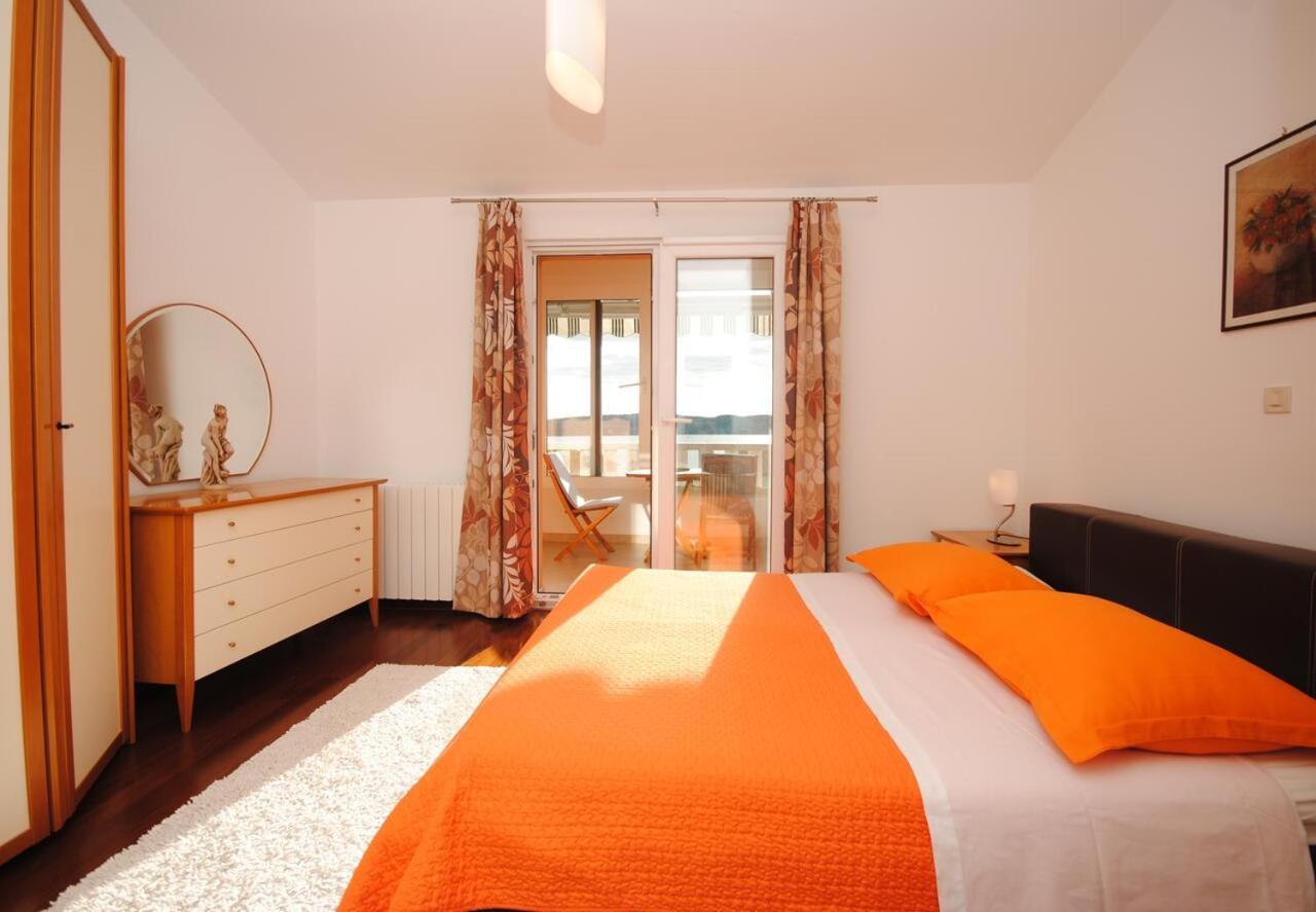 Seaview Luxury Apartment "Lucy" With Terrace & Vintage Summer Kitchen 特罗吉尔 外观 照片